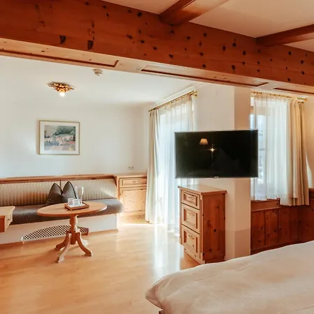 Hotel Biohotel Schweitzer 3*