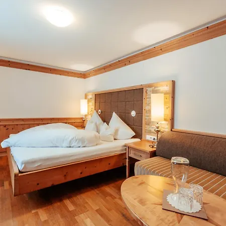 Biohotel Schweitzer 3*