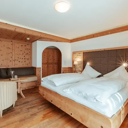 Biohotel Schweitzer Hotel 3*
