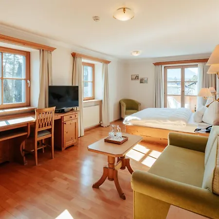 Biohotel Schweitzer 호텔