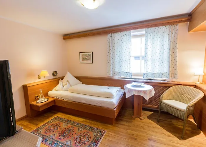 Biohotel Schweitzer מלון 3*
