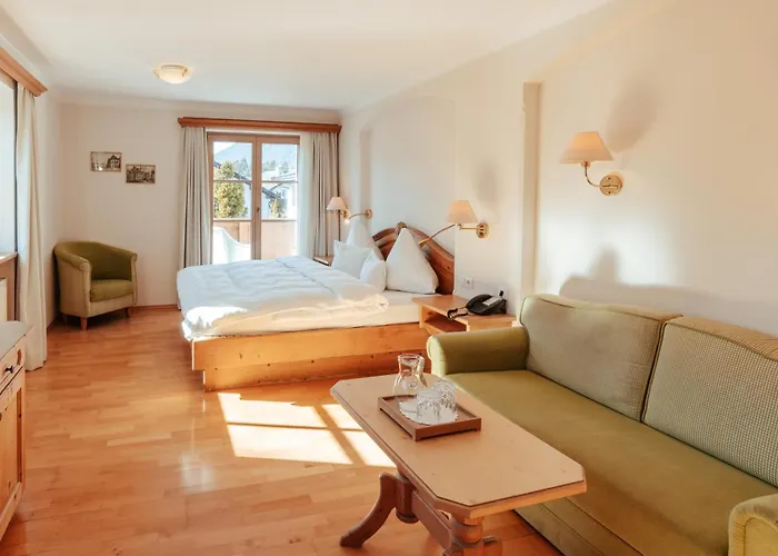 Biohotel Schweitzer מלון 3*