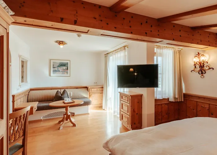 מלון Biohotel Schweitzer 3*