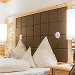 Biohotel Schweitzer 3*