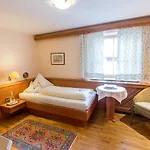 Biohotel Schweitzer 酒店 3*
